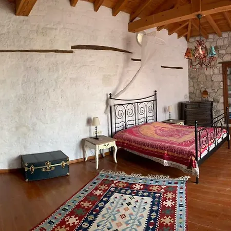 Stone House Dazur